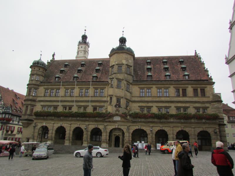 Das Rathaus von Rothenburg.